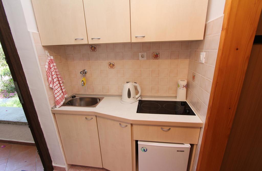 Studio And Room Tea Ρόβινι Εξωτερικό φωτογραφία